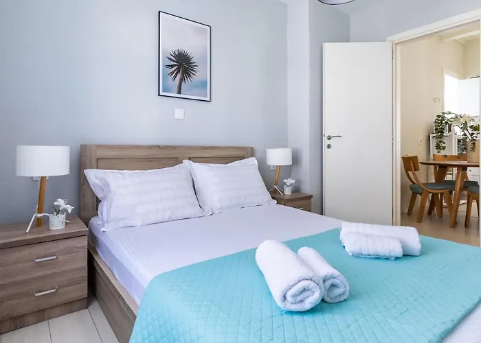 Helios Lovely Apartment