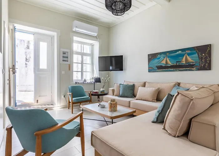 Helios Lovely Apartment