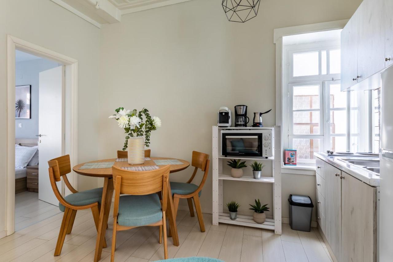 Helios Lovely Apartment